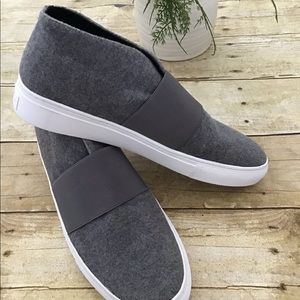 Via Spiga Grey ankle Booties